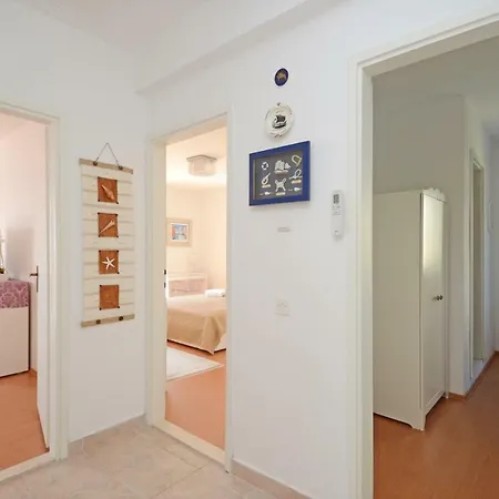 Apartman Beach Mery *