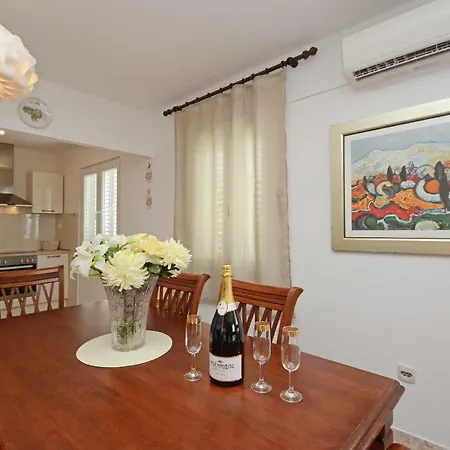 Beach Mery Apartman Orebic